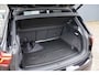 Volkswagen Tiguan 1.4 TSI 245pk DSG eHybrid R-Line Business+ | Trekhaak | Panoramadak | Black Pakket | 20 Suzuka "Velgen