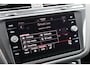 Volkswagen Tiguan 1.4 TSI 245pk DSG eHybrid R-Line Business+ | Trekhaak | Panoramadak | Black Pakket | 20 Suzuka "Velgen