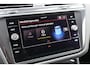 Volkswagen Tiguan 1.4 TSI 245pk DSG eHybrid R-Line Business+ | Trekhaak | Panoramadak | Black Pakket | 20 Suzuka "Velgen