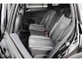 Volkswagen Tiguan 1.4 TSI 245pk DSG eHybrid R-Line Business+ | Trekhaak | Panoramadak | Black Pakket | 20 Suzuka "Velgen
