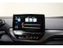 Volkswagen ID.4 Life 77 kWh 3-fase [ LED Navi Camera Standkachel ]