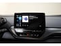 Volkswagen ID.4 Life 77 kWh 3-fase [ LED Navi Camera Standkachel ]