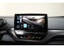 Volkswagen ID.4 Life 77 kWh 3-fase [ LED Navi Camera Standkachel ]