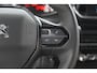 Peugeot 2008 PureTech 100 Active Pack | Allseason Banden | Parkeersensoren | Navigatie | Apple Carplay