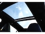 Lynk & Co 01 More | Harman Kardon | 360 Graden camera | Actieve LED Koplampen | Schuif-/Kanteldak | Sfeerverlichting | Dodehoekassistent | Adaptieve Cruise Control | Stuurverwarming | Stoelverwarming | Bestuurdersstoel met geheugen | Getint glas | Elektrisch bedienbare achterklep | Draadloos telefoonoplader