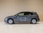 Volkswagen Golf 1.0 TSI Life / 110pk / Stoel en stuur verwarming / Achteruitrij camera / Navigatie /