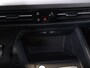 Volkswagen Golf 1.0 TSI Life / 110pk / Stoel en stuur verwarming / Achteruitrij camera / Navigatie /
