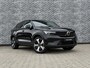 Volvo C40 Recharge Plus 69 kWh | Adaptieve Cruise Control | Panoramadak | Parkeercamera | Stoel-/Stuurverwarming | Standverwarming | Warmtepomp | Dodehoek Detectie | Donker Getint Glas |