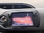 Toyota Yaris 1.0 VVT-i Business Plus Airco | Bluetooth | LED Dagrijverlichting | Lederen Stuurwiel | Multimedia-Voorbereiding | Navigatiesysteem | Start/Stop Systeem
