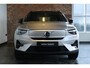 Volvo XC40 Single Motor Extended Range Ultimate 82 kWh | 94% SOH | Semi-Electrische Wegklapbare Trekhaak | Panoramadak | Harman Kardon Premium Audio | 360° Parkeercamera | Parkeersensoren voor + achter | Stoelverwarming | Stuurwielverwarming | Google Infotainment | 1ste Eigenaar