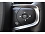 Volvo XC40 231PK Recharge Pure Electric Core Navigatie / Stoelverwarming / Stuurverwarming / Elektrische achterklep / Cruise control / 19" / All season banden