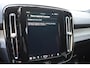 Volvo XC40 231PK Recharge Pure Electric Core Navigatie / Stoelverwarming / Stuurverwarming / Elektrische achterklep / Cruise control / 19" / All season banden