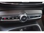 Volvo XC40 231PK Recharge Pure Electric Core Navigatie / Stoelverwarming / Stuurverwarming / Elektrische achterklep / Cruise control / 19" / All season banden
