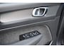 Volvo XC40 231PK Recharge Pure Electric Core Navigatie / Stoelverwarming / Stuurverwarming / Elektrische achterklep / Cruise control / 19" / All season banden