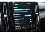 Volvo XC40 231PK Recharge Pure Electric Core Navigatie / Stoelverwarming / Stuurverwarming / Elektrische achterklep / Cruise control / 19" / All season banden