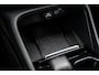Volvo C40 Recharge Core 69 kWh | Cruise Control | Panoramadak | Trekhaak | Parkeercamera | Uitschuifbare Beensteunen | All-Season Banden |