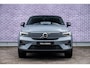 Volvo C40 Recharge Core 69 kWh | Cruise Control | Panoramadak | Trekhaak | Parkeercamera | Uitschuifbare Beensteunen | All-Season Banden |