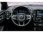Volvo C40 Recharge Core 69 kWh | Cruise Control | Panoramadak | Trekhaak | Parkeercamera | Uitschuifbare Beensteunen | All-Season Banden |