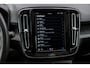 Volvo C40 Recharge Core 69 kWh | Cruise Control | Panoramadak | Trekhaak | Parkeercamera | Uitschuifbare Beensteunen | All-Season Banden |