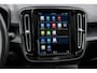 Volvo C40 Recharge Core 69 kWh | Cruise Control | Panoramadak | Trekhaak | Parkeercamera | Uitschuifbare Beensteunen | All-Season Banden |