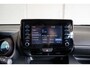 Toyota Yaris 1.5 Hybrid First Edition | Achterbank in delen neerklapbaar | Achteruitrijcamera | Apple Carplay/Android Auto|telefoonintegratie premium