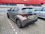 Toyota Yaris 1.5 Hybrid First Edition | Achterbank in delen neerklapbaar | Achteruitrijcamera | Apple Carplay/Android Auto|telefoonintegratie premium