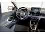 Toyota Yaris 1.5 Hybrid First Edition | Achterbank in delen neerklapbaar | Achteruitrijcamera | Apple Carplay/Android Auto|telefoonintegratie premium