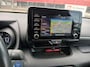 Toyota Yaris 1.5 Hybrid First Edition | Achterbank in delen neerklapbaar | Achteruitrijcamera | Apple Carplay/Android Auto|telefoonintegratie premium