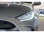 Toyota Yaris 1.5 Hybrid First Edition | Achterbank in delen neerklapbaar | Achteruitrijcamera | Apple Carplay/Android Auto|telefoonintegratie premium