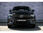 Volvo C40 Recharge Ultimate 69 kWh | Adaptieve Cruise Control | Trekhaak | Panorama dak | 360° Parkeercamera | Harman/Kardon Audio | Stoel-/Stuurverwarming | standkachel| Warmtepomp | Dodehoek Detectie |