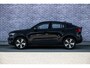 Volvo C40 Recharge Ultimate 69 kWh | Adaptieve Cruise Control | Trekhaak | Panorama dak | 360° Parkeercamera | Harman/Kardon Audio | Stoel-/Stuurverwarming | standkachel| Warmtepomp | Dodehoek Detectie |