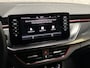 Skoda Scala 1.0 TSI Sport (VIRTUAL COCKPIT, KUIPSTOELEN, APPLE CARPLAY, GROOT NAVI, STOELVERWARMING, CAMERA, GETINT GLAS, LM VELGEN, CRUISE, NIEUWSTAAT)