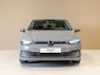 Volkswagen Golf 1.0 TSI Life / 110pk / Adaptieve cruise control / Apple CarPlay / Getint glas /