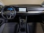 Volkswagen Golf 1.0 TSI Life / 110pk / Adaptieve cruise control / Apple CarPlay / Getint glas /