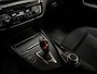 BMW 1-Serie 118i Sport Line Automaat (VIRTUAL COCKPIT, NAVIGATIE, ZWART HEMEL, CLIMATE, PARKEERSENSOREN, SPORTSTOELEN, CRUISE, NIEUWE APK, NIEUWSTAAT)