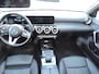 Mercedes-Benz A-klasse 200 Business Solution Luxury panoramadak sfeer licht