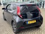 Toyota Aygo X X-JOY APPLE/ANDROID CLIMA LM-VELGEN CAMERA BLUETOOTH PRIVACY-GLASS LED NL-AUTO