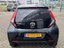 Toyota Aygo X X-JOY APPLE/ANDROID CLIMA LM-VELGEN CAMERA BLUETOOTH PRIVACY-GLASS LED NL-AUTO