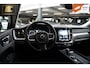 Volvo XC60 2.0 Recharge T6 AWD R-Design | Panorama dak | Dechrome | PDC