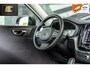 Volvo XC60 2.0 Recharge T6 AWD R-Design | Panorama dak | Dechrome | PDC