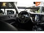 Volvo XC60 2.0 Recharge T6 AWD R-Design | Panorama dak | Dechrome | PDC