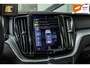 Volvo XC60 2.0 Recharge T6 AWD R-Design | Panorama dak | Dechrome | PDC
