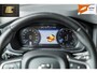 Volvo XC60 2.0 Recharge T6 AWD R-Design | Panorama dak | Dechrome | PDC