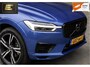 Volvo XC60 2.0 Recharge T6 AWD R-Design | Panorama dak | Dechrome | PDC