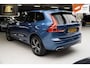 Volvo XC60 2.0 Recharge T6 AWD R-Design | Panorama dak | Dechrome | PDC