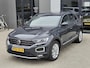 Volkswagen T-Roc 1.5 TSI Sport Executive Automaat Trekhaak Carplay Dig Dash Cam