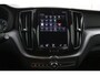 Volvo XC60 B5 Business Pro | Trekhaak | Camera | Adaptive Cruise | BLIS | Stoelverwarming | Verwarmbare Voorruit | CarPlay/Android Auto