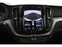 Volvo XC60 B5 Business Pro | Trekhaak | Camera | Adaptive Cruise | BLIS | Stoelverwarming | Verwarmbare Voorruit | CarPlay/Android Auto