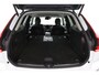 Volvo XC60 B5 Business Pro | Trekhaak | Camera | Adaptive Cruise | BLIS | Stoelverwarming | Verwarmbare Voorruit | CarPlay/Android Auto
