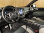 Volvo XC60 2.0 B4 R-Design LUCHTVERING-PANO-21"-B/W-HUD